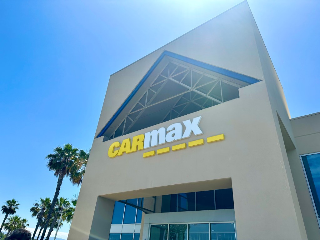 Buying and Selling Used Cars in the&nbsp;U.S